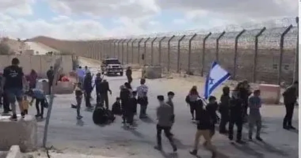 فلسطين 