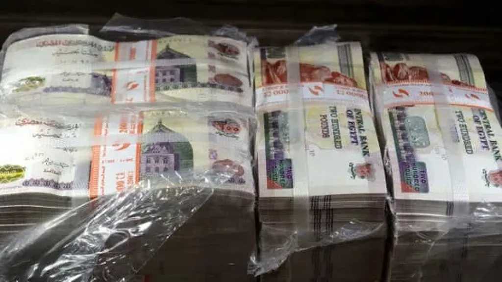 حصري بعوائد تبلغ 22%.. بنوك مصرية تدخل سباقًا شرسًا لجذب أموال المدخرين