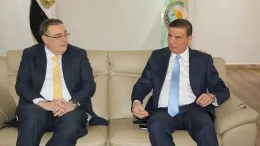 وزير الزراعة يبحث مع رئيس جهاز لتنظيم والإدارة ملفات التطوير المؤسسي