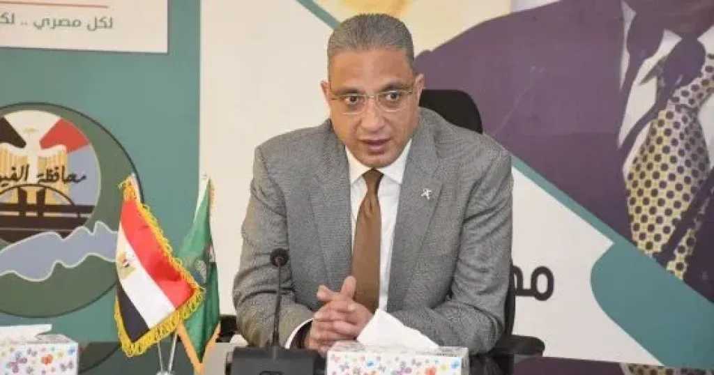 محافظ الجيزة يستبعد نائب رئيس مركز أوسيم لقطاع النظافة ويحيل قيادات للتحقيق بسبب القصور