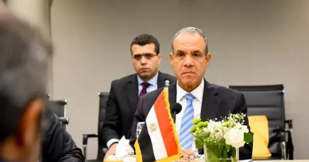 وزير الخارجية 