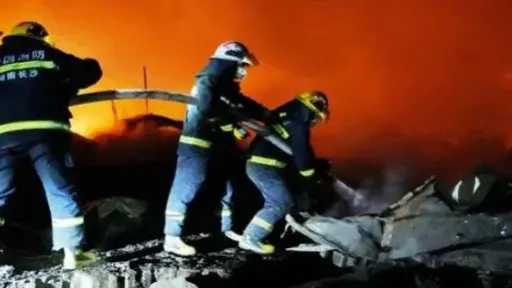 مصرع وإصابة 9 أشخاص إثر اندلاع حريق فى مصنع للمنسوجات جنوبى الصين