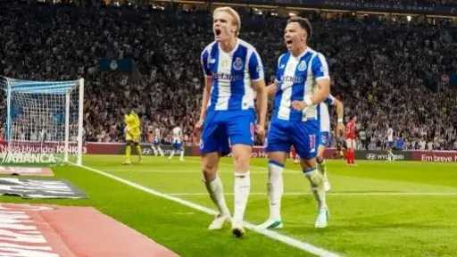 ‏بورتو يهزم بنفيكا 3-1 فى الكلاسيكو ويعزز صدارته للدورى البرتغالى