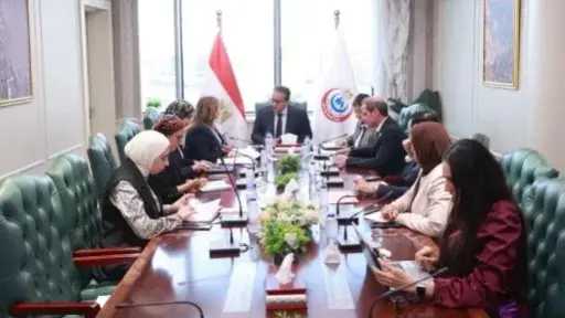 وزير الصحة يبحث مع صندوق الأمم المتحدة للسكان إتاحة خدمات تنظيم الأسرة