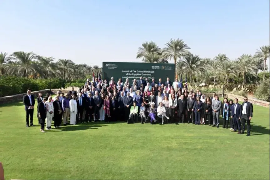 بنكا الأهلي ومصر والجامعة الأمريكية 