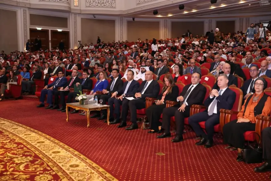 وزير الاتصالات