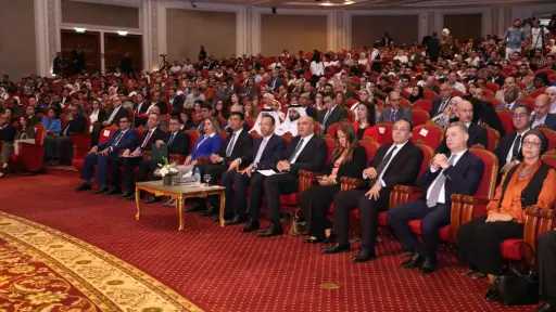 وزير الاتصالات: 20 كابلًا بحريًا دوليًا تنقل عبر مصر 90% من حركة الإنترنت بين أوروبا وأسيا