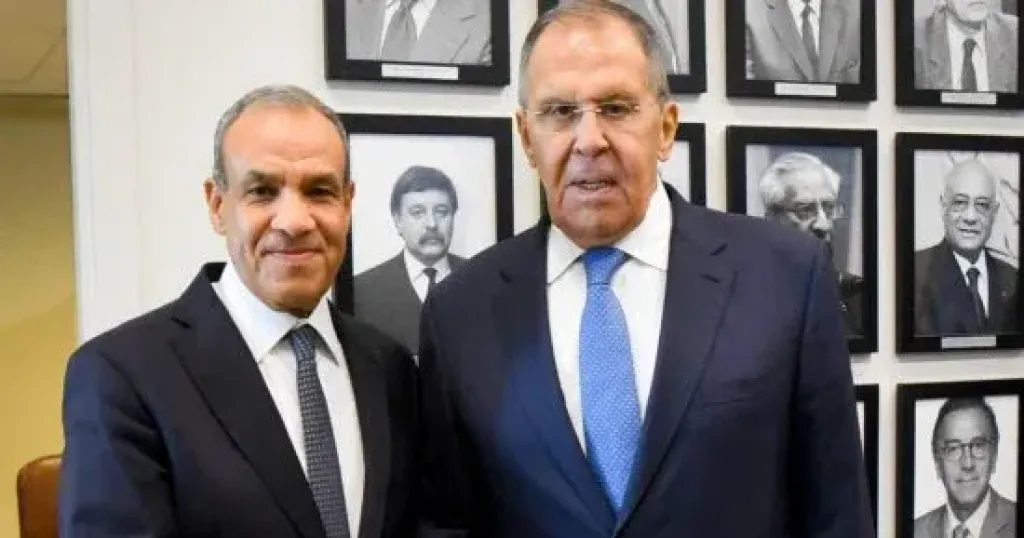 وزير الخارجية 