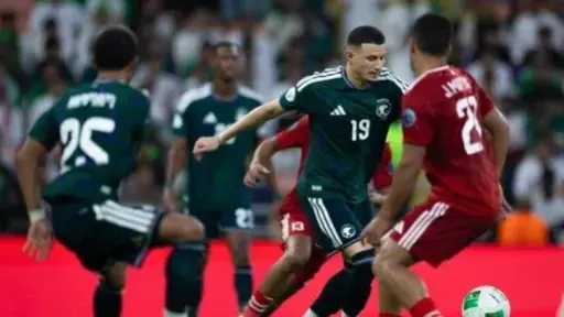 السعودية تهزم الكويت بهدف عكسي في خليجي 27