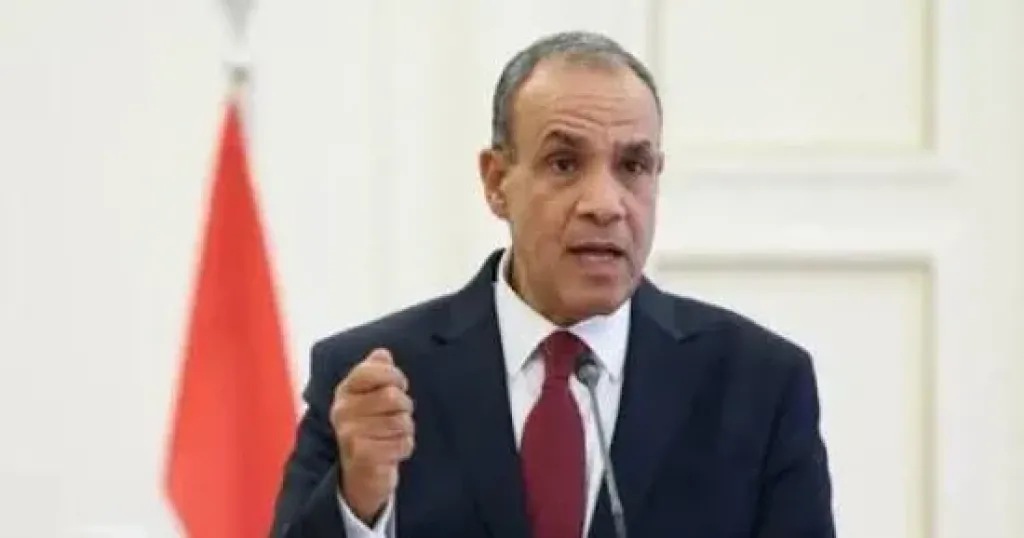 وزير الخارجية: 