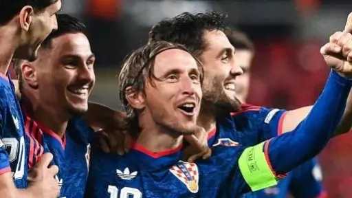 مودريتش يقود كرواتيا لفوز مثير على التشيك في دوري الأمم الأوروبية