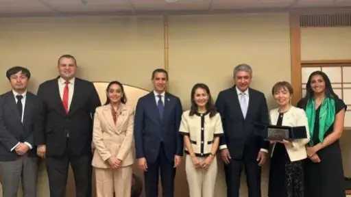وزير السياحة يبحث مع نائب الرئيس الأول لجايكا تعزيز التعاون في الإدارة والتدريب