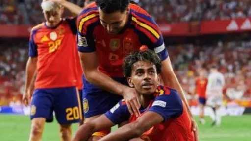 لامين يامال يتألق بثنائية.. إسبانيا تفوز على كرواتيا 4-1 وتتصدر المجموعة