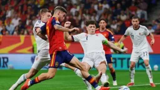 إسبانيا تهزم التشيك 3-1 وتواصل أرقامها المميزة بـ41 مباراة دون هزيمة