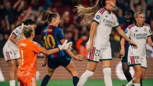 برشلونة يكتسح ريال مدريد 7-0 في كلاسيكو الدوري الإسباني للسيدات