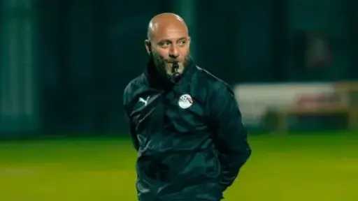وائل رياض: التتويج بكأس شمال أفريقيا بدعم اتحاد الكرة وروح اللاعبين والجهاز الفنى