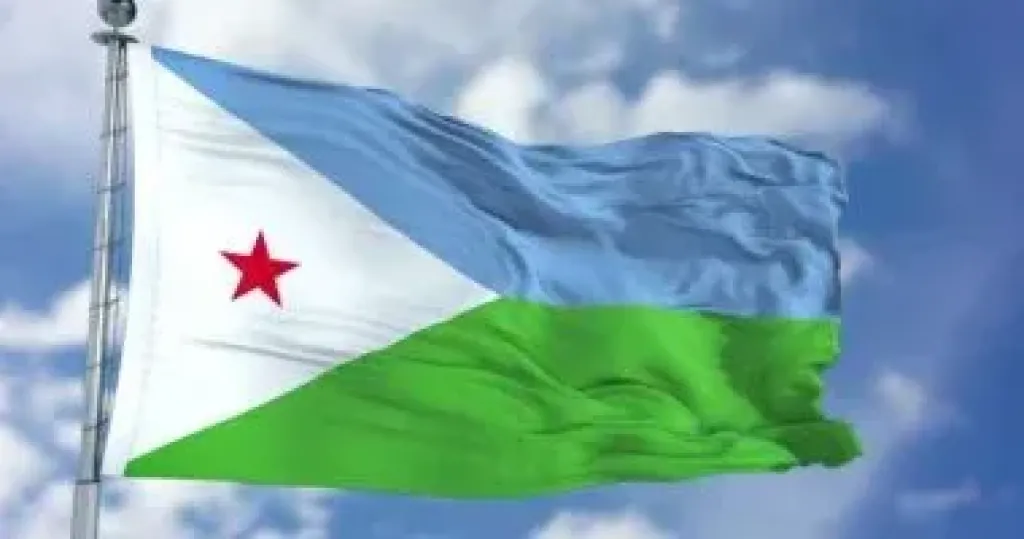 مأساة قبالة جيبوتي.. مصرع 109 مهاجرين وفقدان 116 آخرين إثر غرق قارب