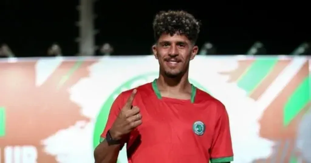 محمود ممدوح يتصدر ترتيب هدافى الدورى 