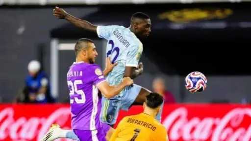 رب خسارة العين أمام شباب أهلى جدة بالدورى الإماراتى