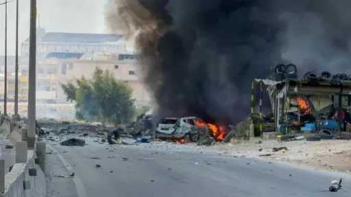 انفجار عبوة ناسفة قرب الجسر العتيق فى مدينة دير الزور السورية دون إصابات