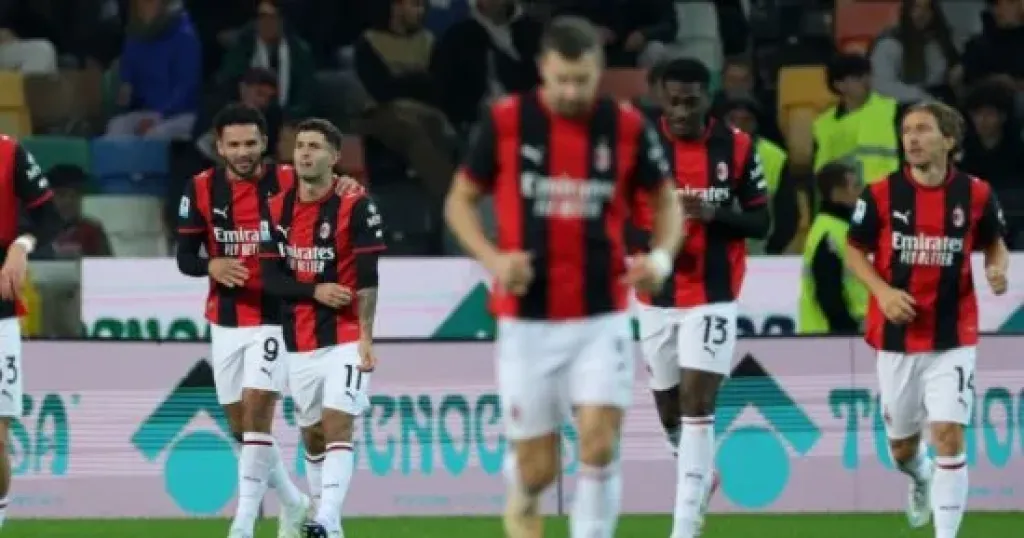 ميلان يضرب أودينيزي 2-0 ويستعيد المركز الرابع بالدوري الإيطالي