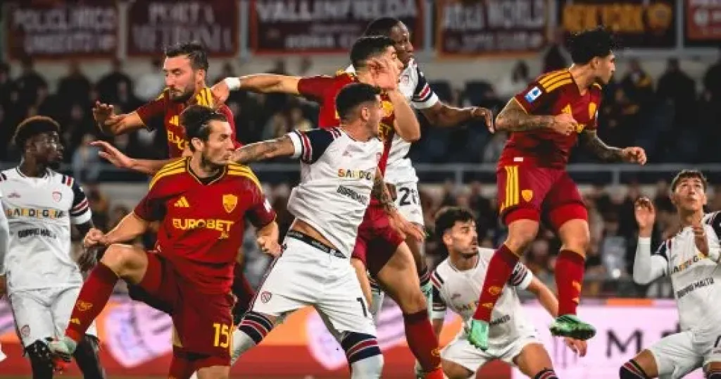 روما يهزم كاليارى 4-2 ويعزز موقعه فى المركز الثالث بالدورى الإيطالى
