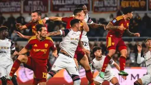 روما يهزم كاليارى 4-2 ويعزز موقعه فى المركز الثالث بالدورى الإيطالى
