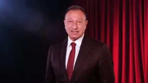 الذهبية محمود الخطيب يحتفل بعيد ميلاده الـ72