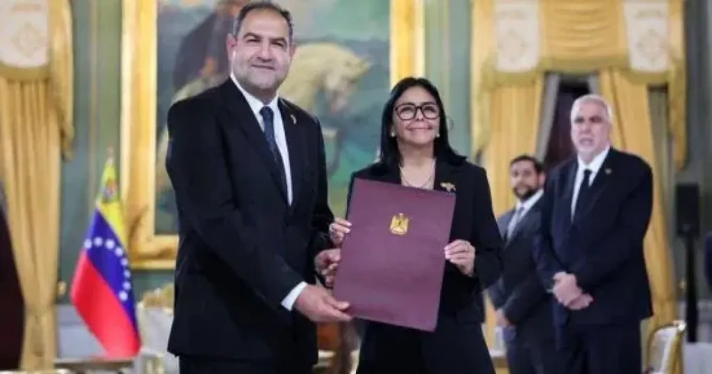سفير 
